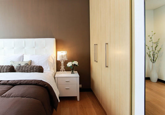 Modern vs. Traditional Table Lamps: Which Style Is For You?