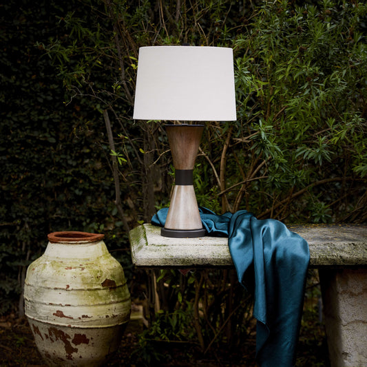 minimalist lovisa table lamp